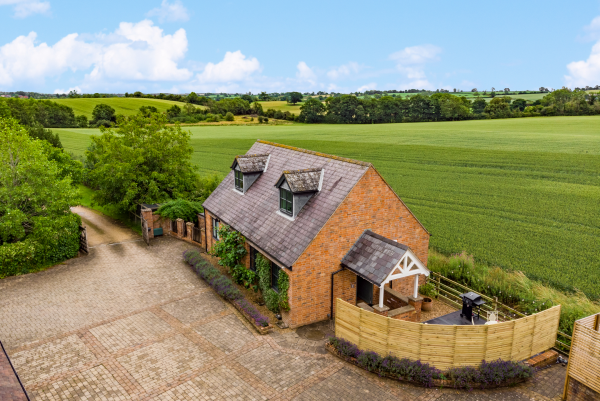 cottage main image