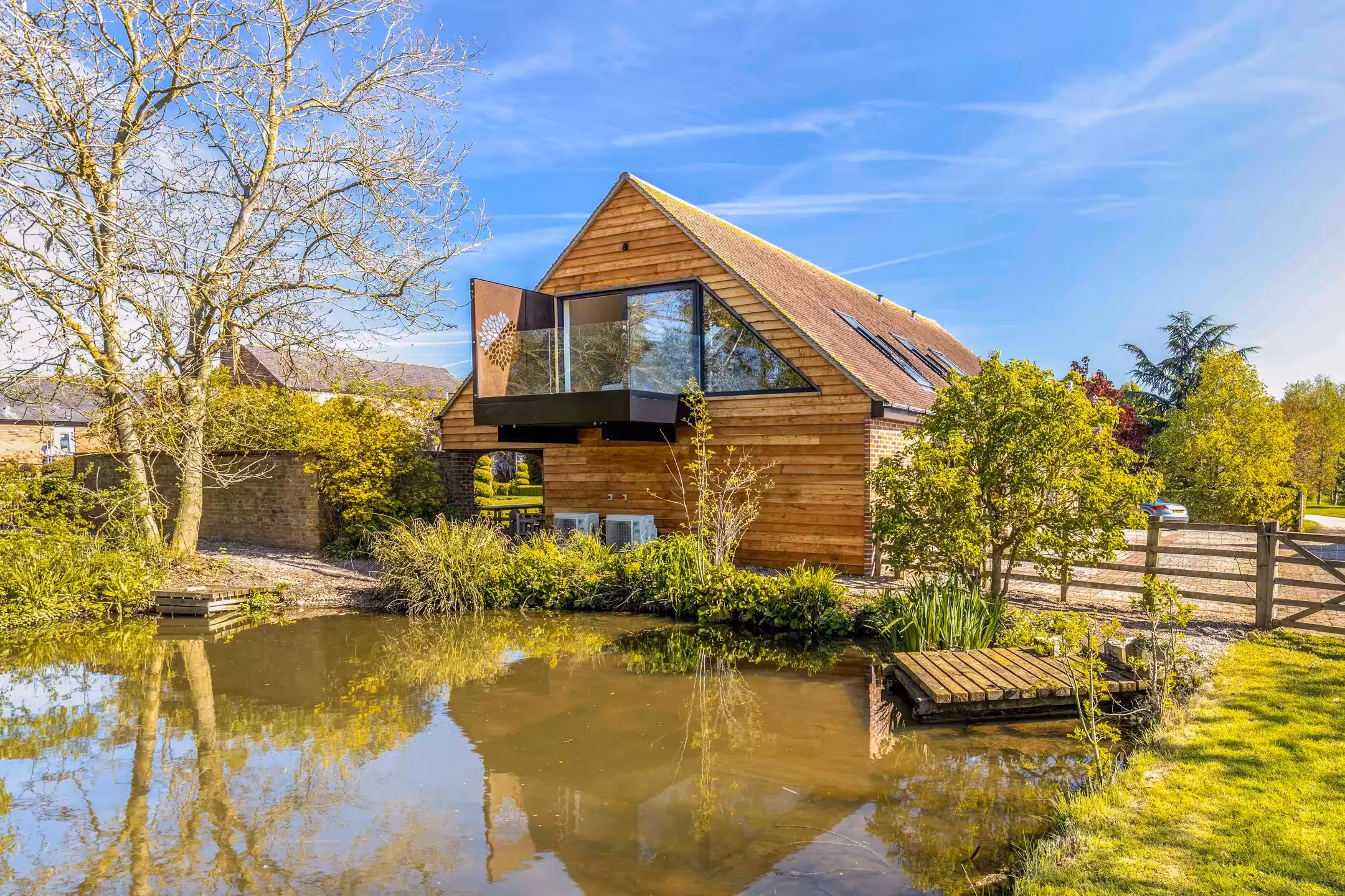 The Loft at 14 Acres with private lake views