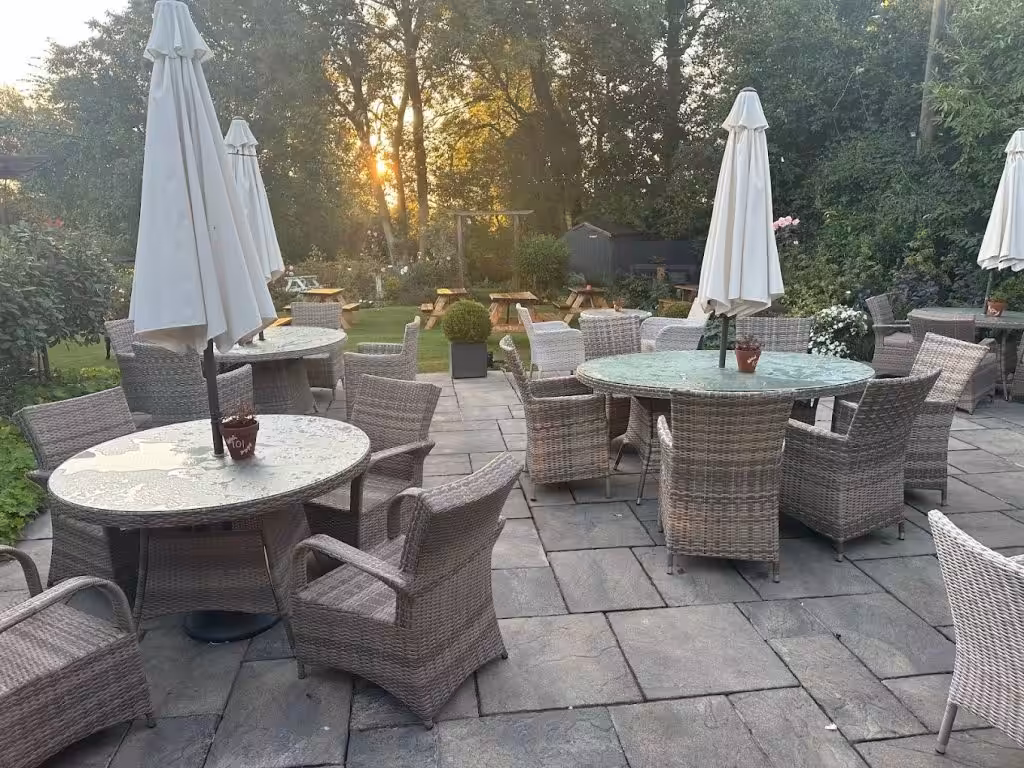 Restaurants Near The Cottage