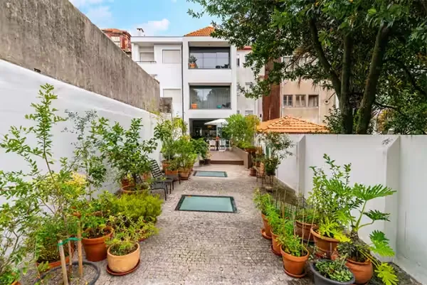 Sustainable Luxury Retreats